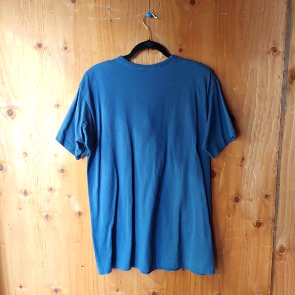 Synee Apparel Vintage Blue Gray Cotton Native Inspired T-Shirt - Picture 2 of 8